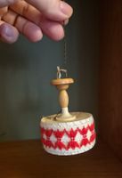 schöne alte  Lampe fürs Puppenhaus/Puppenstube 