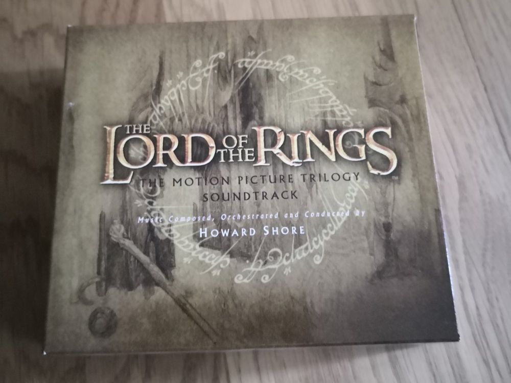Herr der Ringe Official Soundtrack CD mit zig Bildern Kaufen auf Ricardo