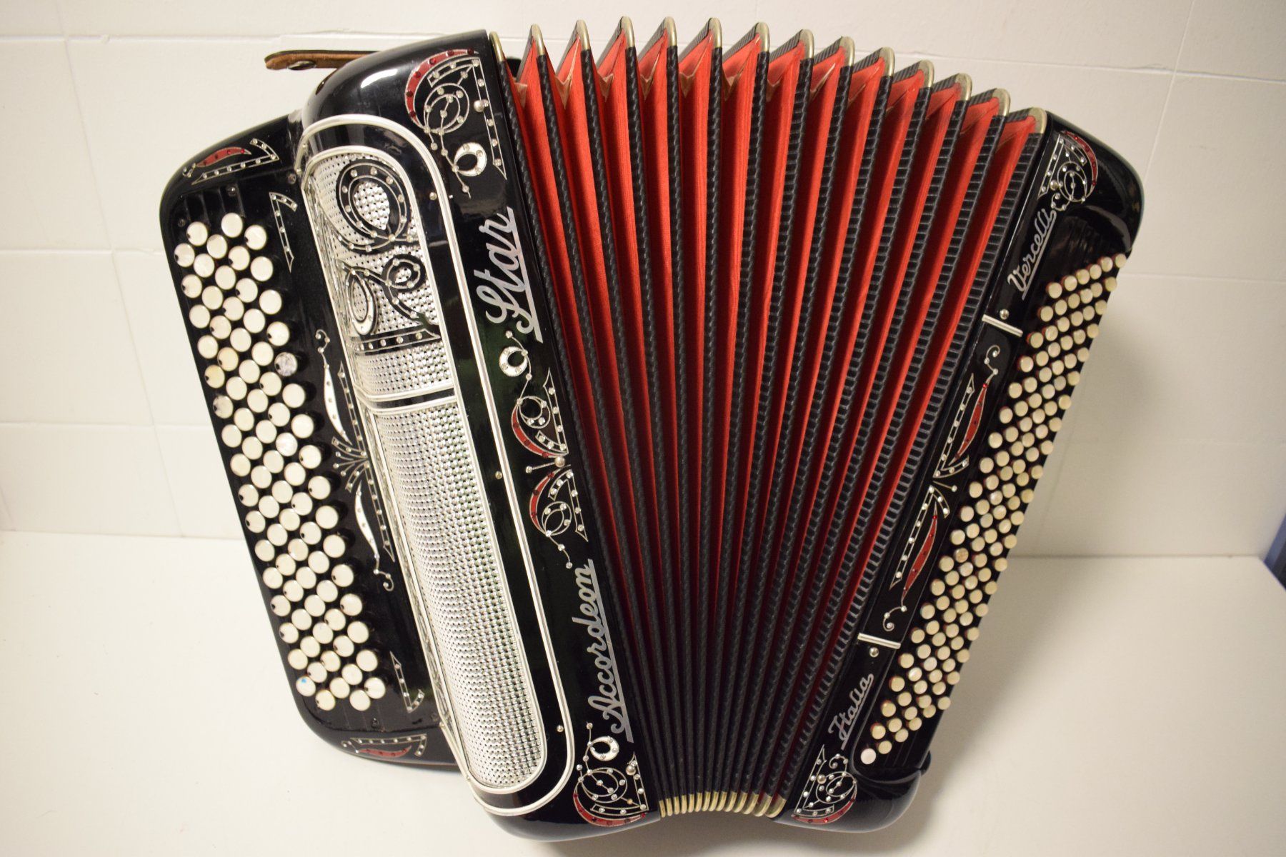 Strumenti musicali: Akkordeon chromatisch Accordeon Star Stufengriff – Usato da Zürich venduto da baumusik 5