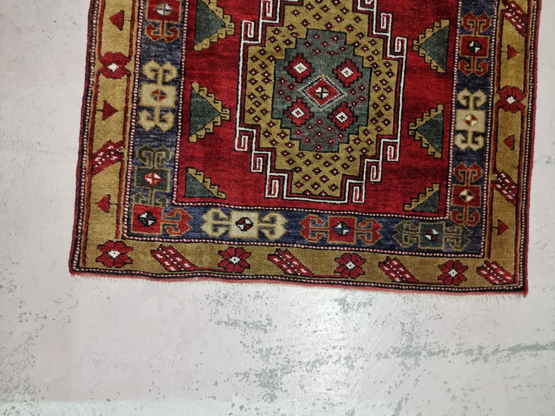 Teppiche: 104x195 Orientteppich Handgeknüpft – Gebraucht aus Olten von Mezopotamya 3