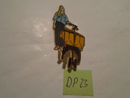 1 Briefträgerin mit Hankarren Pin (DP23)
