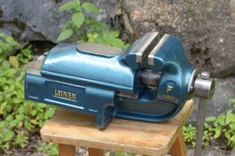 Schraubstock Leinen F 150 (50.27kg) Nr300