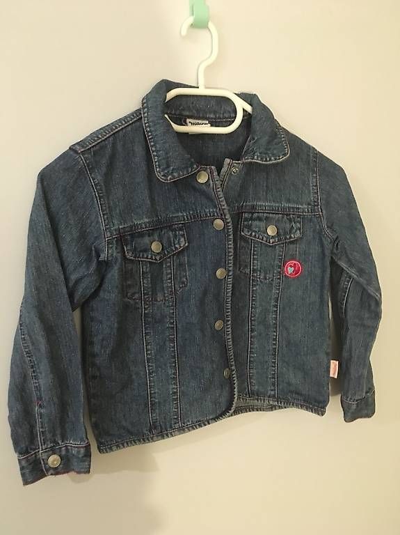 Giacche & Cappotti: Kinder-Jeansjacke Grösse 116 – Usato da Rothenburg venduto da Flaeckly