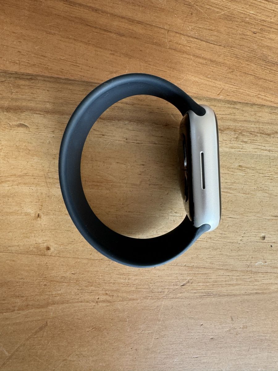 Apple Smartwatch: Apple Watch Series 8 silber 45 mm – Gebraucht aus Roggwil TG von  1
