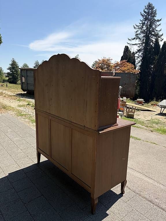 Buffets: Alter Holz Buffetschrank – D'occasion à Grossaffoltern par Yannikpfister 2