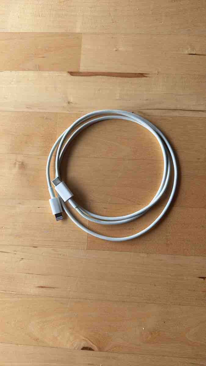 Apple Kabel: Apple USB-C to Lightning Cable 1m used – Gebraucht aus Zürich von aus_r2dq