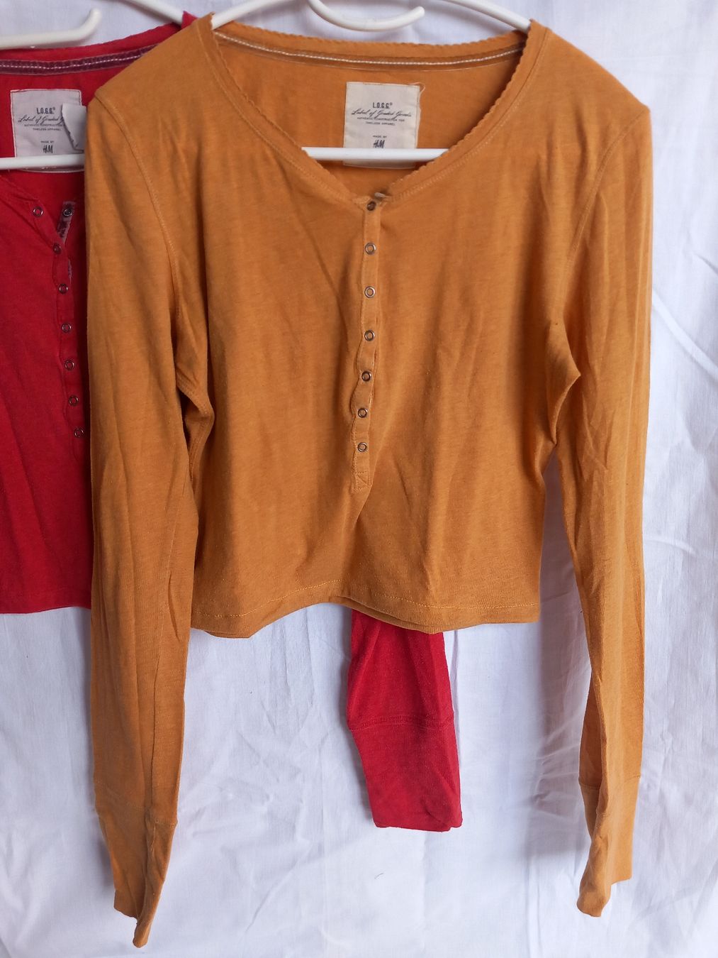 H&M Maglioni & Felpe: Lot de 2 pulls courts H&M L.O.G.G. Taille M – Usato da Faoug venduto da per_kp6r 1