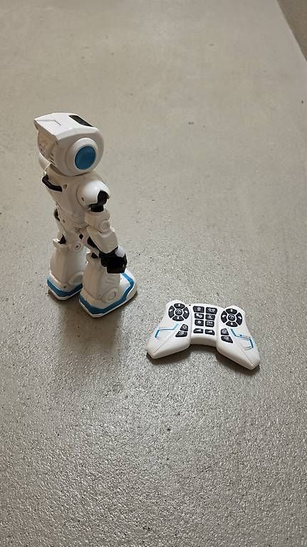Giocattoli: Xtrem Bots Robbie Roboter / Gratisversand – Usato da Zürich venduto da Tornadorey