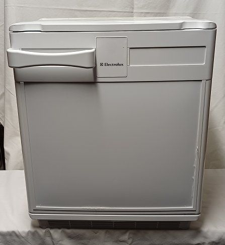 Electrolux Frigoriferi: Electrolux DS 200 Absorberkühlschrank – Usato da Zürich venduto da FirefighterZH_118