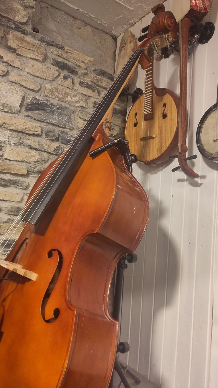 Musikinstrumente: 3/4 (standard) double bass and bow – Gebraucht aus Botyre (Ayent) von luc_pq28 4