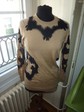 pull camel dentelle soie M marque DOLCE GABBANA pour femme