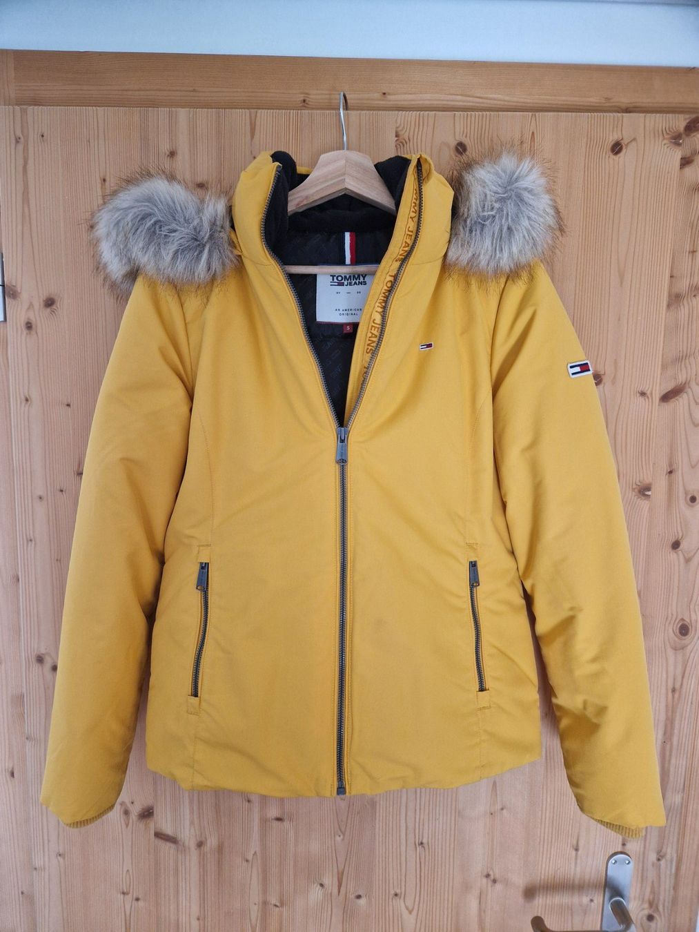 Tommy Hilfiger Giacche: Tommy Hilfiger Daunenjacke Gr.S – Nuovo (secondo la descrizione) da Trun venduto da sanena
