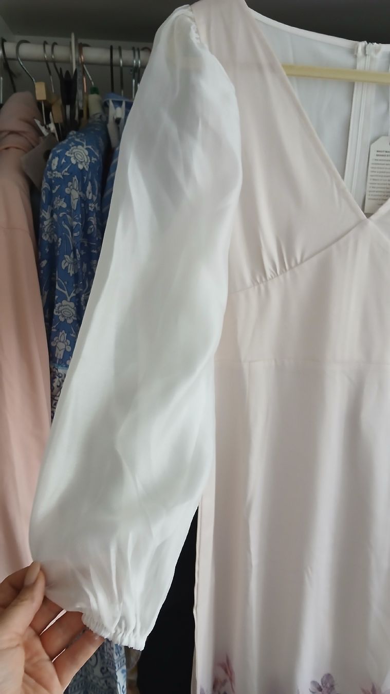 Vestiti: Kleid mit lila Blümchen,XL – Nuovo (secondo la descrizione) da Beinwil am See venduto da Superchance 1