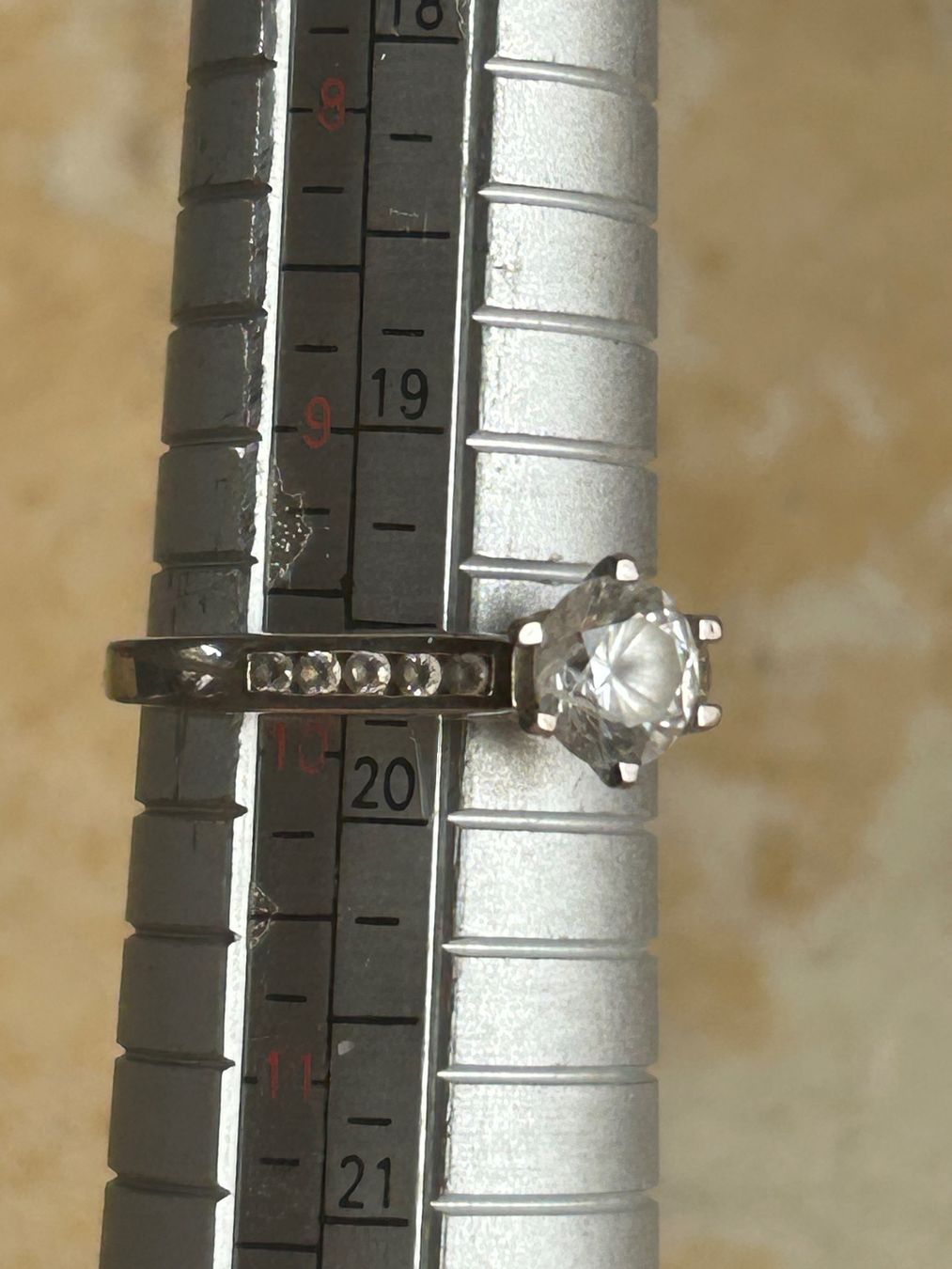 Anelli: Silberring mit Zirkonia (62) – Usato da Dittingen venduto da Bellevista 7