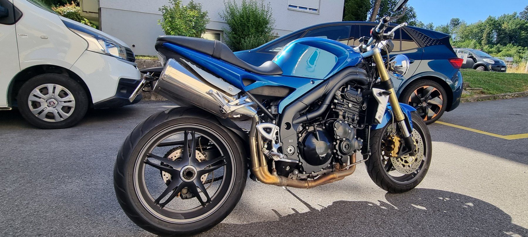 Triumph Strada: Triumph Speed Triple 1050 – Usato da Emmenbrücke venduto da Lareo 1