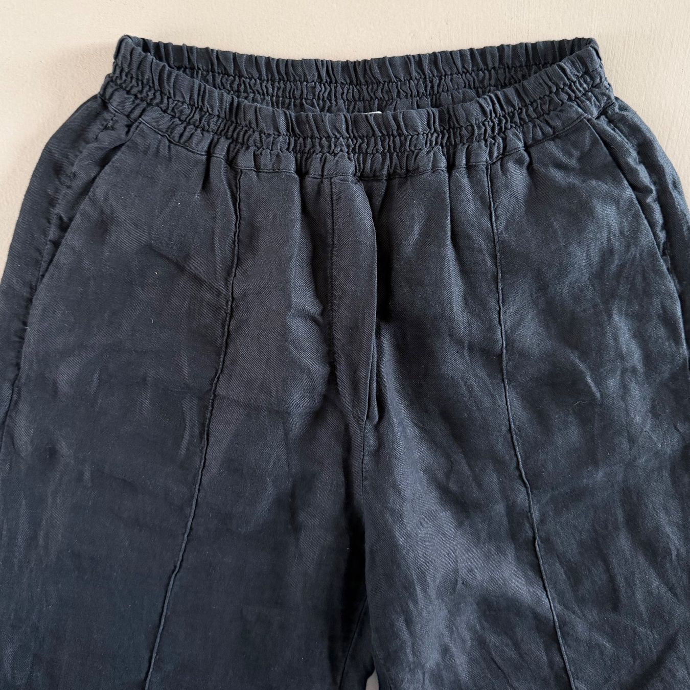 Pantaloni: DAGMAR Leinenhose 🖤 – Usato da Zürich venduto da ClosetQueen 1