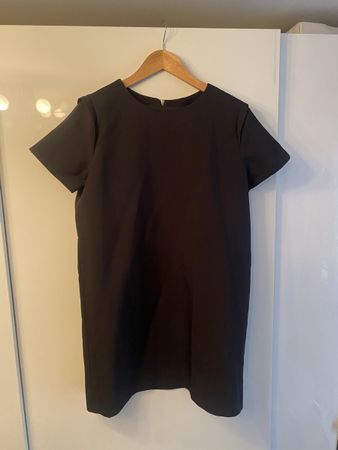 Schickes, kurzes, schwarzes Sommerkleid - Grösse S/36 Top!