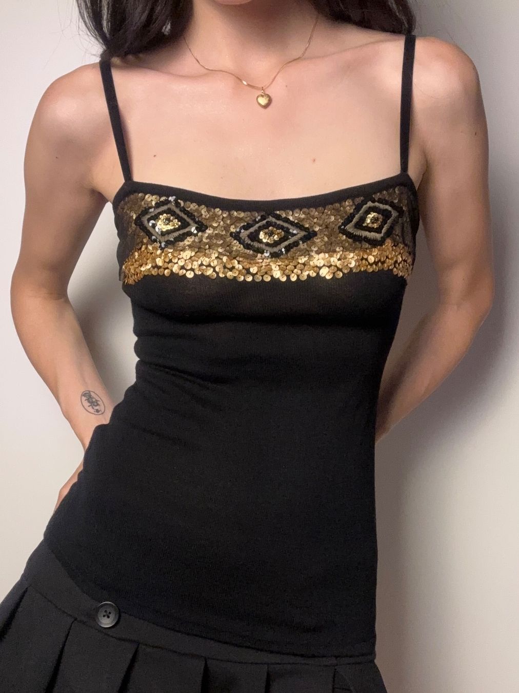 Top: vintage gold sequin top – Usato da Leissigen venduto da lamooniade