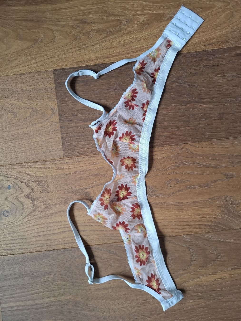 Altra biancheria intima: meche BH – Usato da Biel-Benken BL venduto da lki_gn82