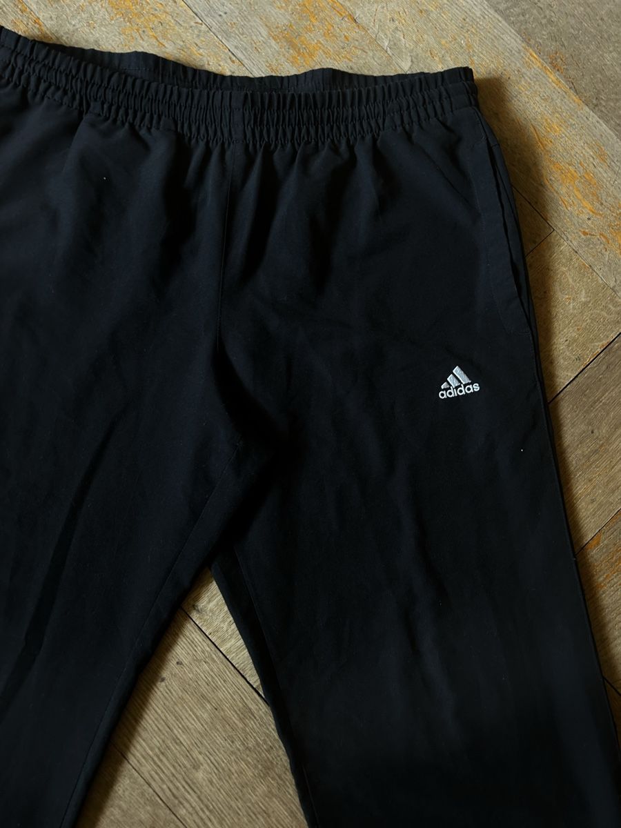 Adidas Pantaloni: Adidas Trackpants Schwarz S – Nuovo (secondo la descrizione) da Winterthur venduto da benjamin.hbgr 1