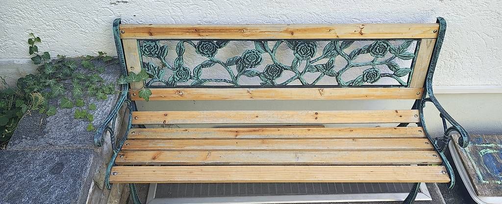 Panchine: Robuste Gartenbank billig zu verkaufen – Usato da Killwangen venduto da Swissaloha