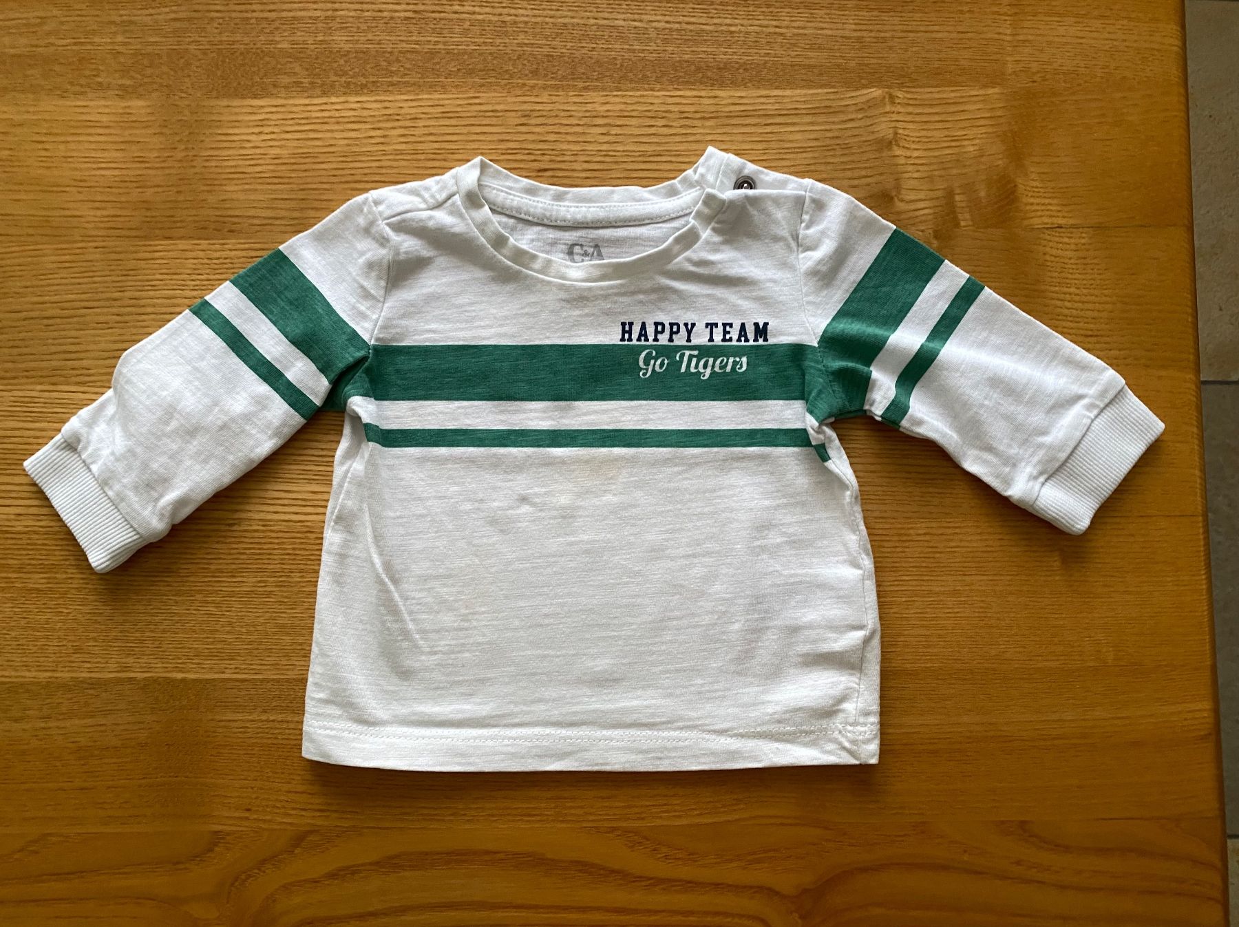H&M Hemden, Tops & T-Shirts: Langarm Shirt Gr 62 von C&A – Gebraucht aus Allschwil von yvo-sch