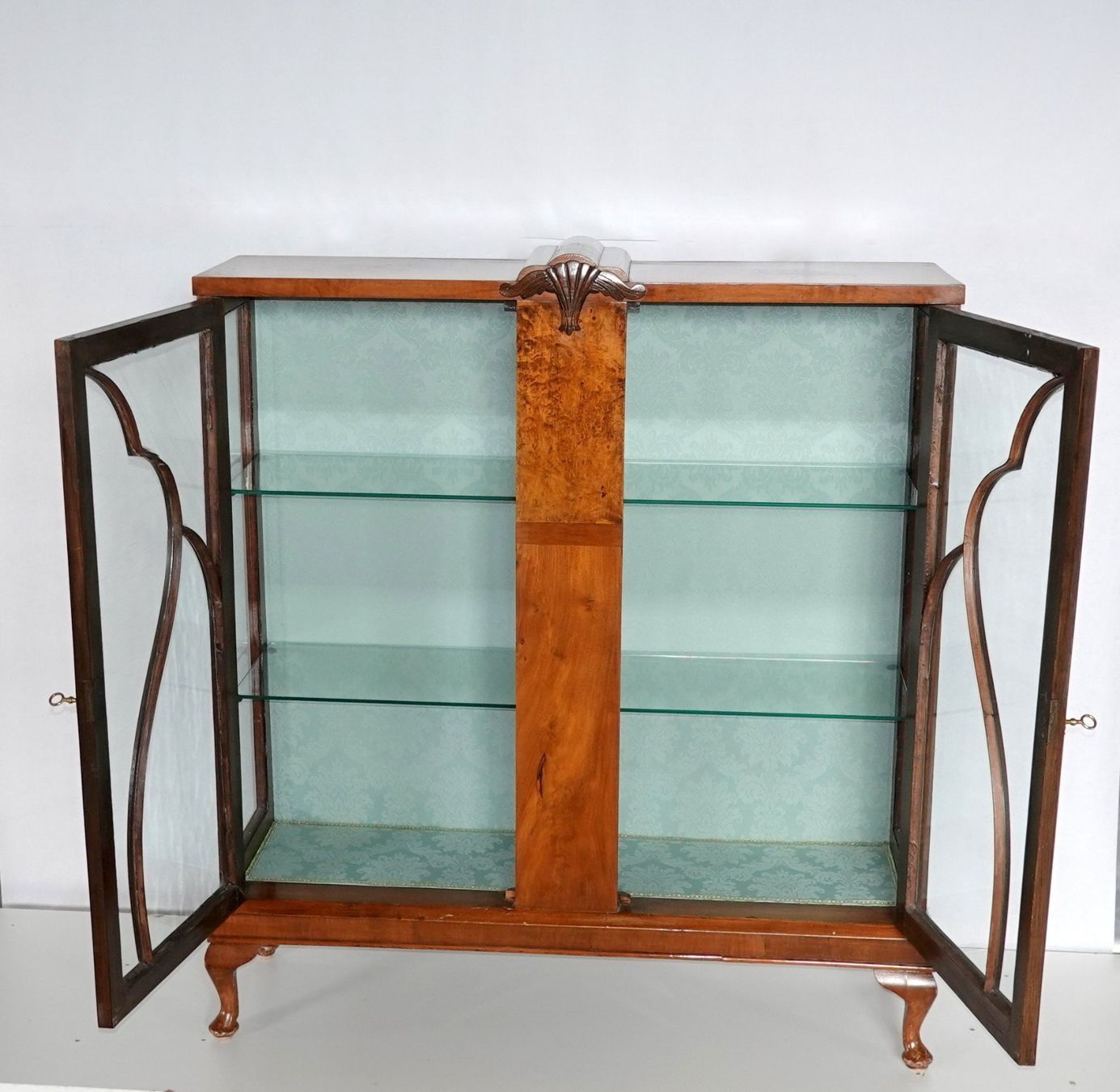 Vetrine: Kleine Vitrine – Usato da Brunnen venduto da brocundfloh 1