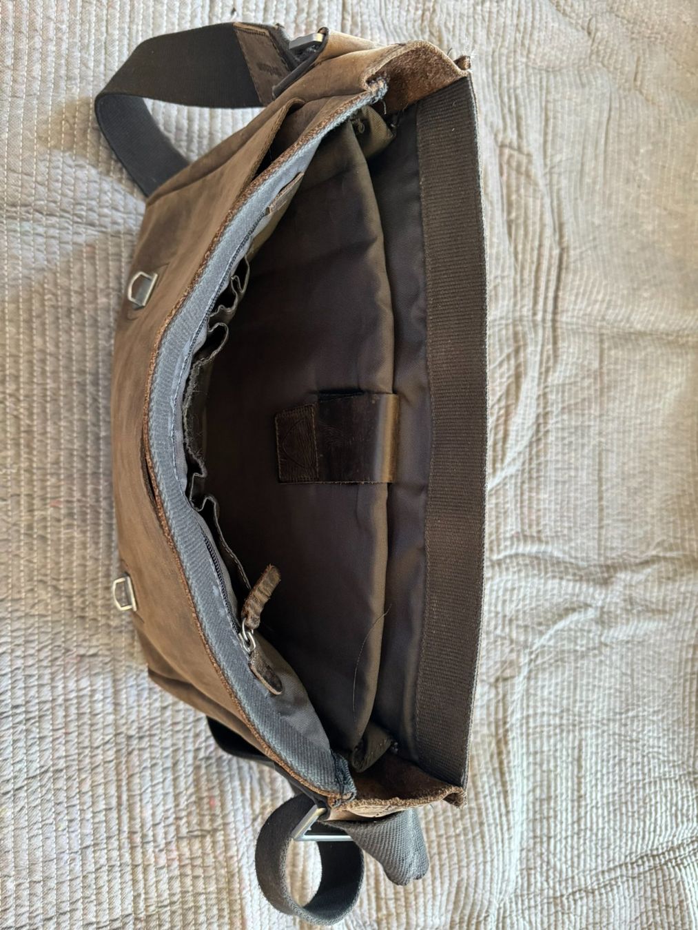 Borse: Strellson Leder Messenger Tasche Braun gebraucht – Usato da Wetzikon ZH venduto da dmp_gq5x 6
