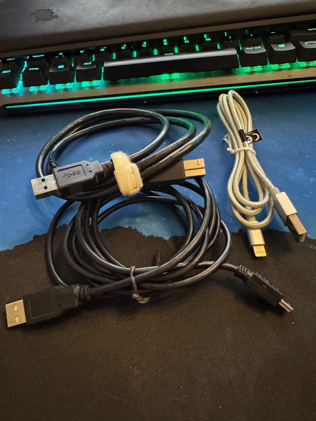Cavi: USB Kabel Set - Verschiedene Anschluesse – Usato da Burgdorf venduto da Caradhras 1
