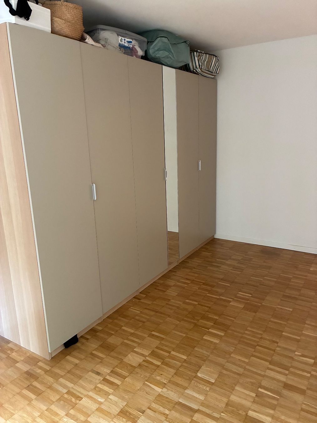 Ikea Schränke: Pax Kleiderschrank Ikea – Gebraucht aus Wil SG von Chynna 1