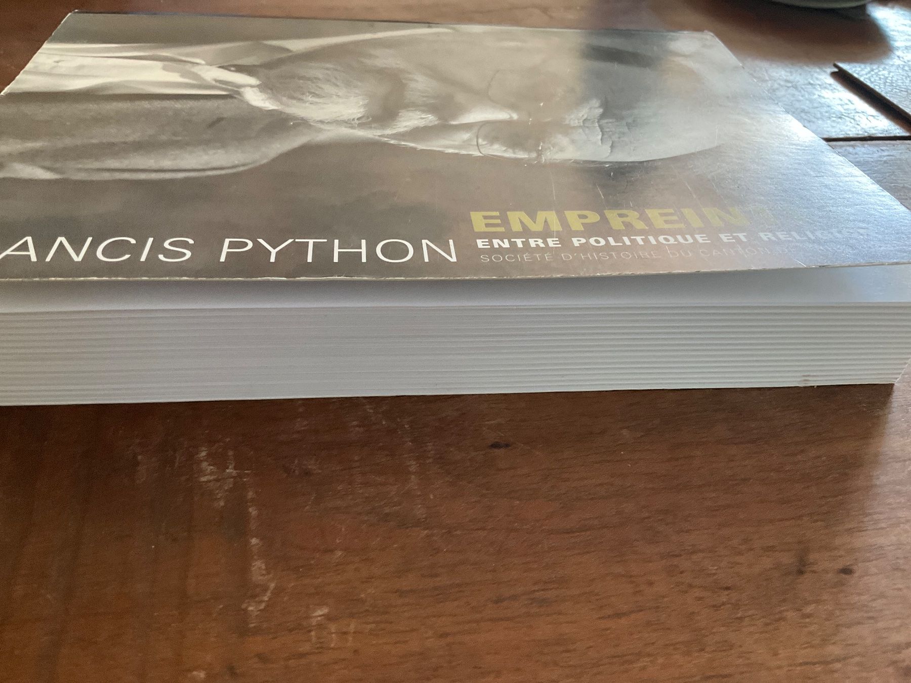 Libri: Livre Empreintes Francis Python Fribourg – Usato da Avenches venduto da Lactobacille 3