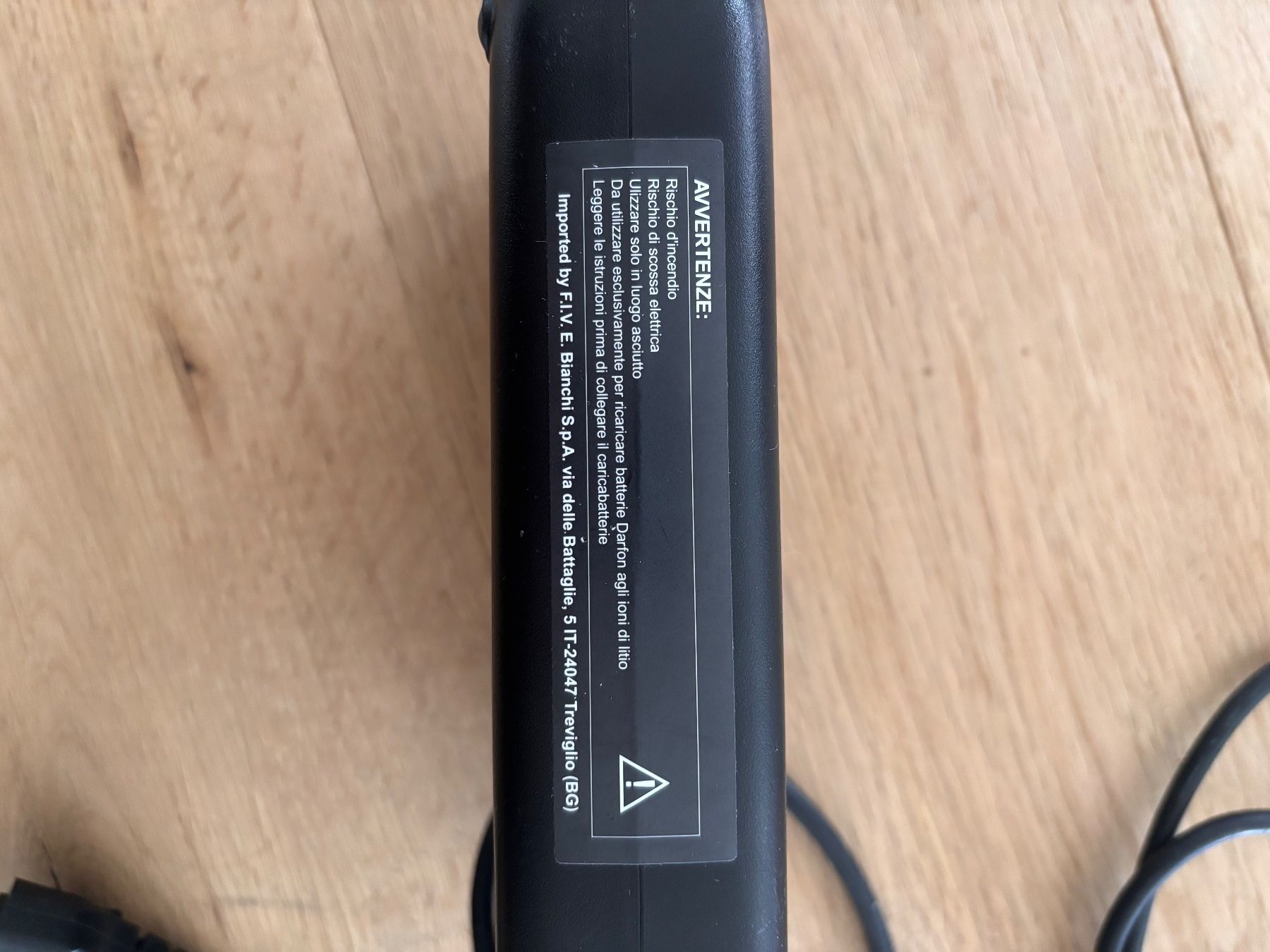 Chargeurs: Bianchi E-Bike Ladegerät – D'occasion à Winznau par Lauralavera1 3