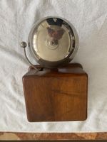 Ancienne sonnerie de téléphone avec cloche – vintage