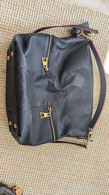 Louis Vuitton Borse da donna: Sac Louis Vuitton Mélie navy – Usato da Mollie-Margot venduto da dro_fg7x 3