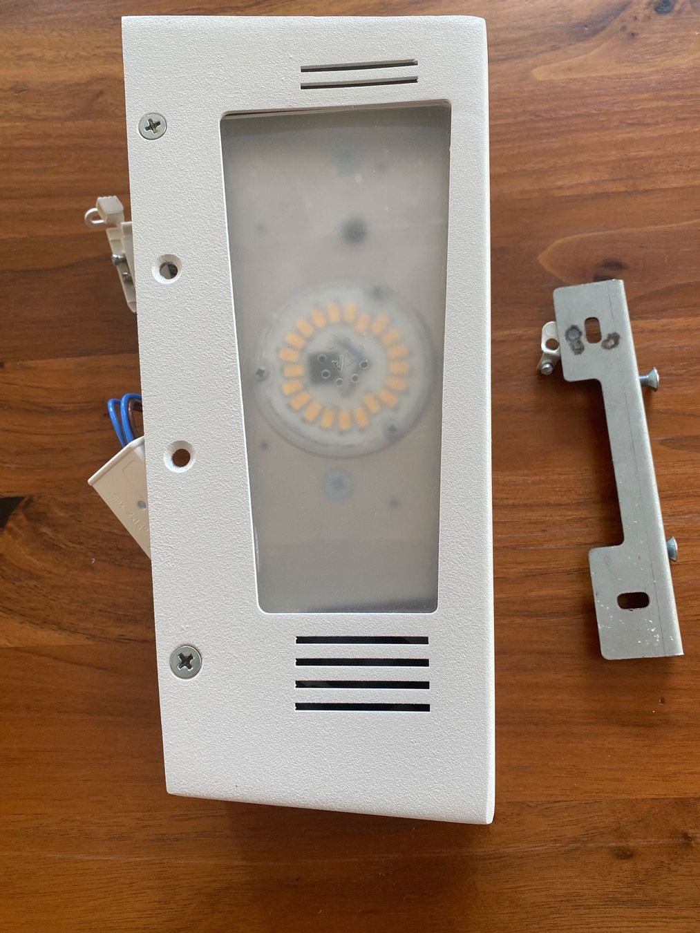 Lampade: Edle Wandlampe / Spot – Usato da Balsthal venduto da Uroby 1
