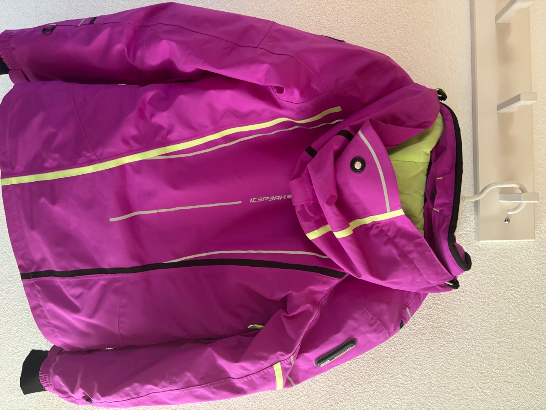 Sci: Ensemble de ski vert et violet – Usato da Grandvillard venduto da Elsa.Del 8