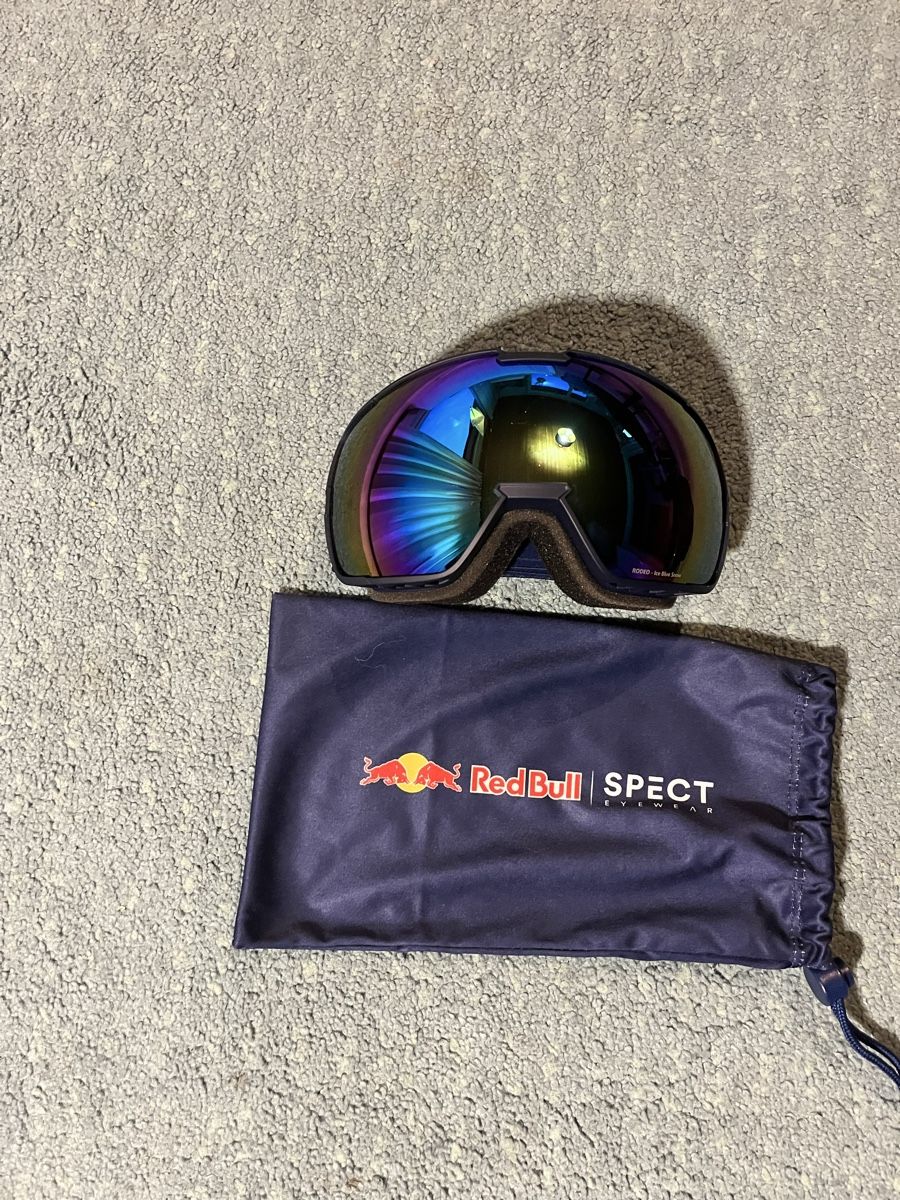 Red Bull Occhiali & Lenti: Neue Red Bull SPECT Skibrille – Nuovo e nell'imballaggio originale da Sachseln venduto da suruam01