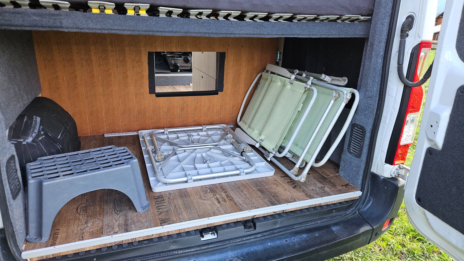 Renault Veicoli da campeggio: Wohnmobil/Camper Renault Master – Usato da Obersaxen venduto da Buehrerlf4 2