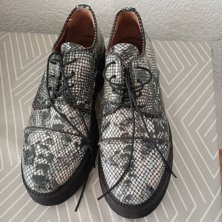 Scarpe da donna: Neuer Halbschuh, Schnüerschuh – Nuovo e nell'imballaggio originale da Chur venduto da Frau-Bunt