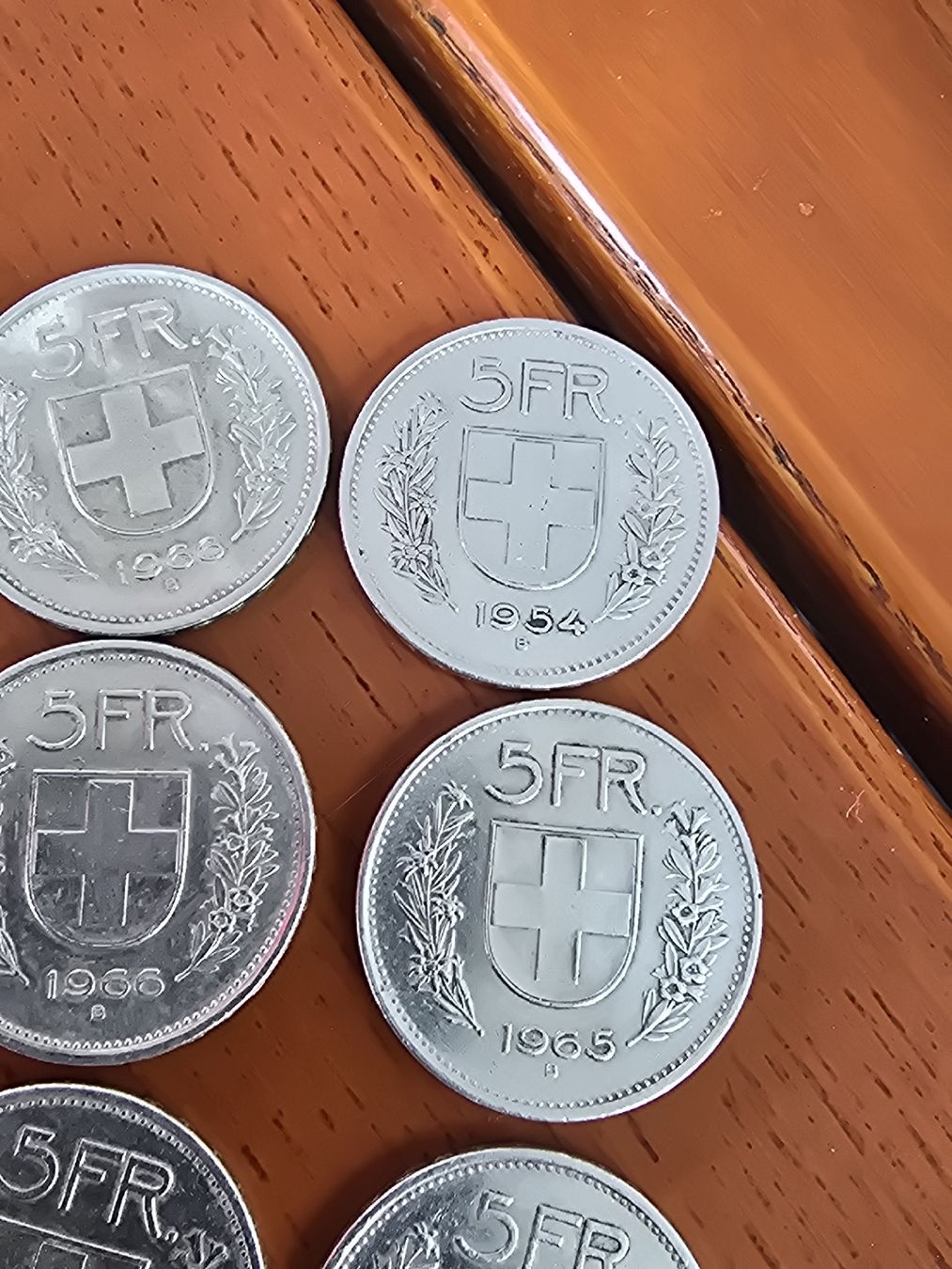 Tutti le monete: Lot Silber 5Liber 6Stk – Usato da Pfäffikon SZ venduto da 26.4.14.17.25 2
