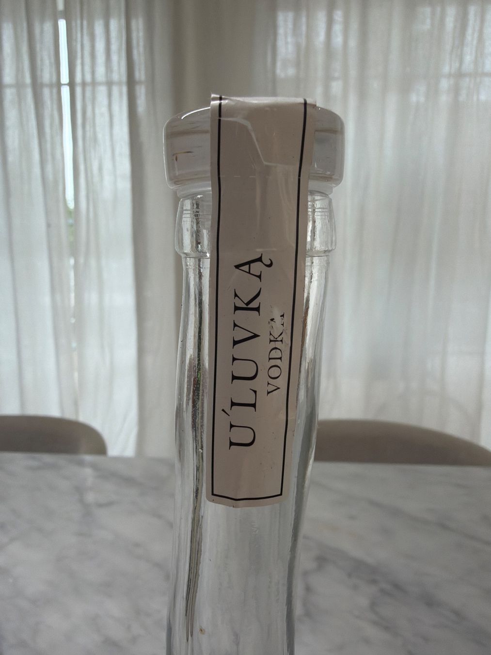 Spirituosen: Uluvka Vodka Flasche 70cl geöffnet – Gebraucht aus Roggwil TG von est_r5x7 1