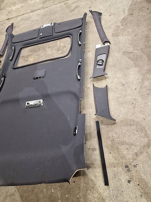 Tutti pezzi di ricambio auto: Bmw e46 M dachhimmel  kombi  – Usato da Niedergösgen venduto da Zecinha 3