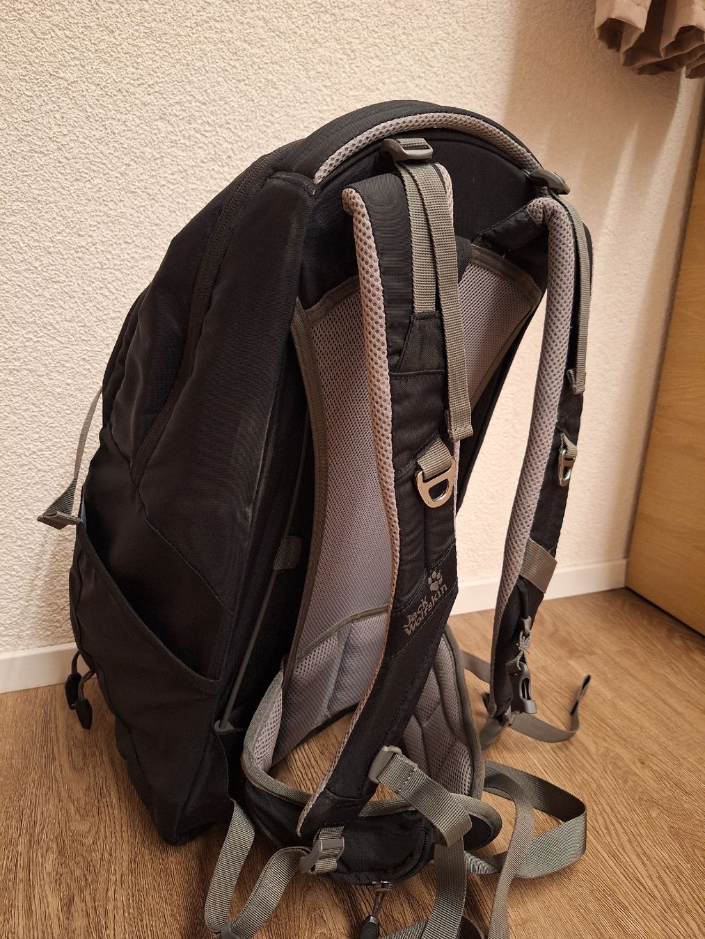 Jack Wolfskin Zaini: Kamerarucksack Jack Wolfskin – Usato da Bennau venduto da van_xnq2 2