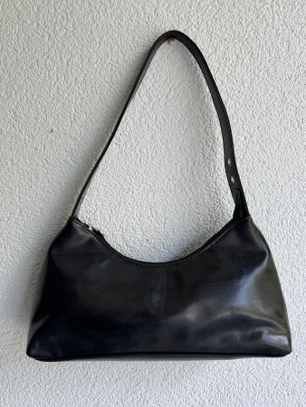 Schwarze Handtasche/Schultasche aus Lederimitat