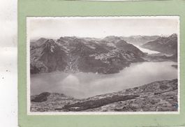 Niesen Kulm Ausblick auf Thuner und Brienzersee
