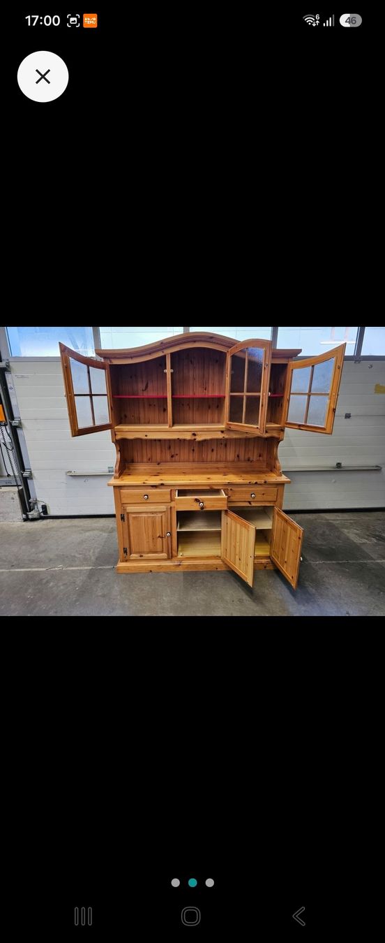 Credenze: Holzbuffet mit sehr viel Platz – Usato da Füllinsdorf venduto da Pearl1 1