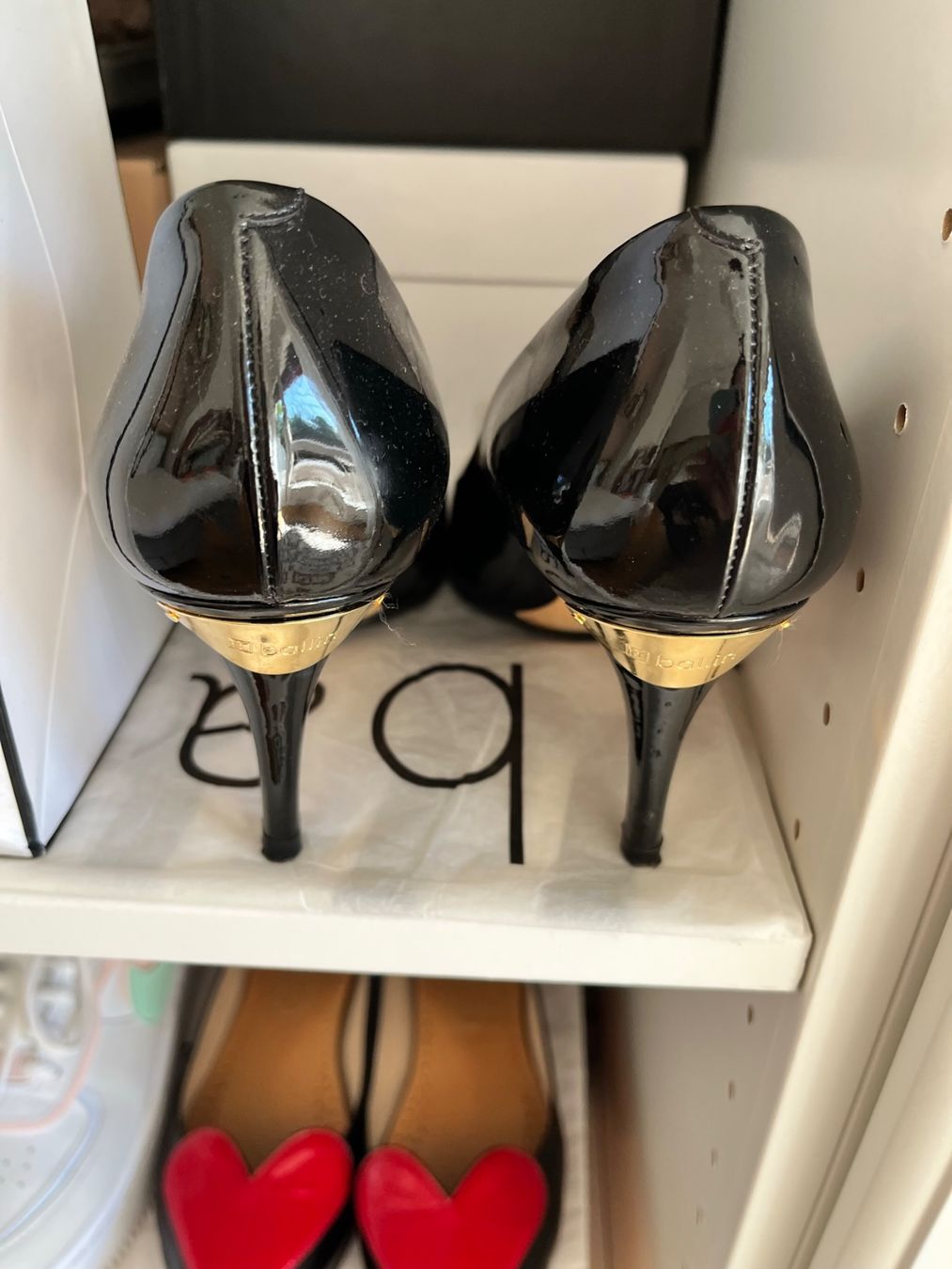 Scarpe da donna: Escarpins ballin taille 38 – Usato da Lausanne venduto da Meganelausanne 1