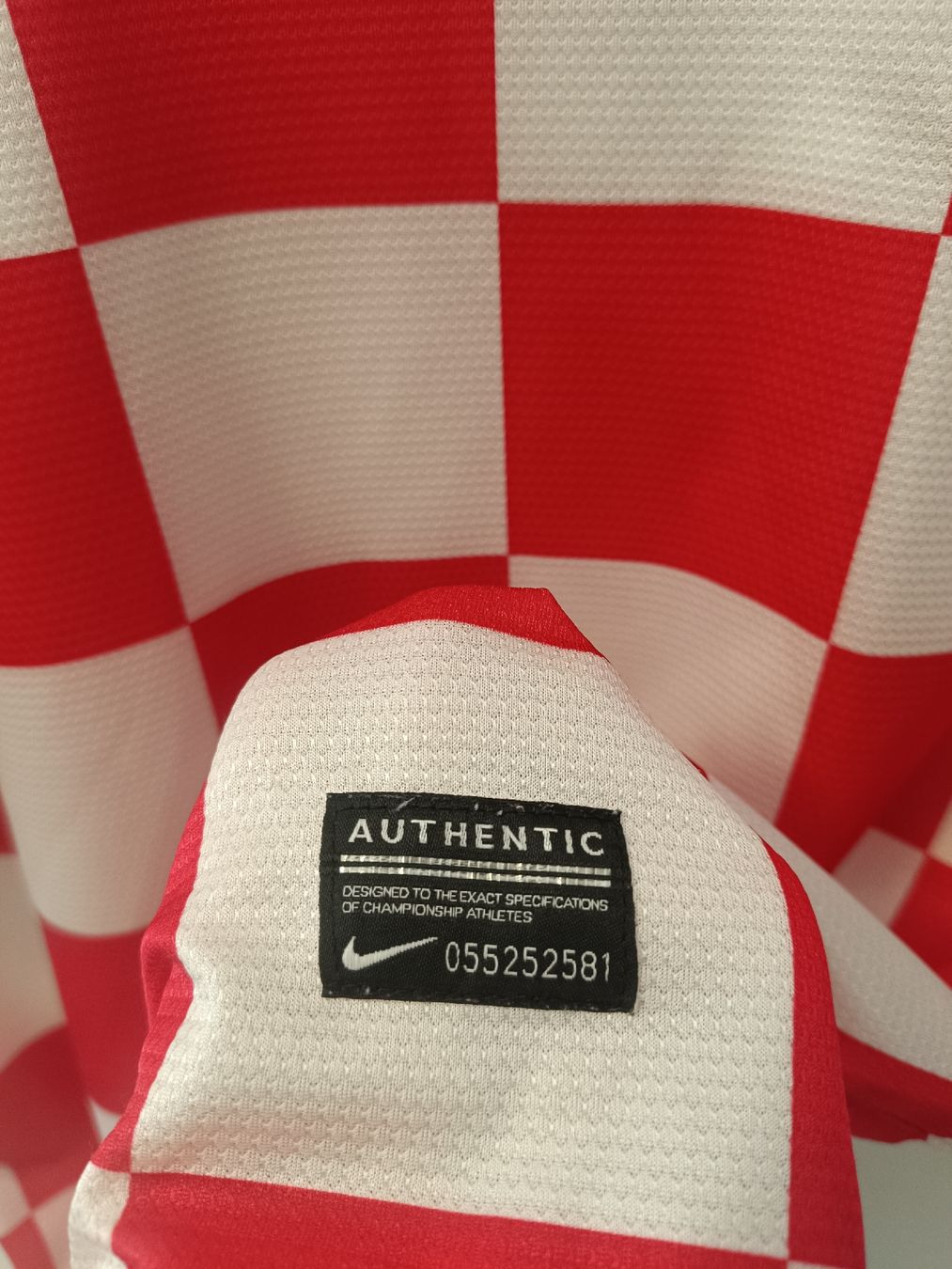 Nike Canottiere & Pantaloni: ORIGINAL Croatia 2012-13 Home Trikot – Usato da St-Léonard venduto da SwissDealsJersey 4