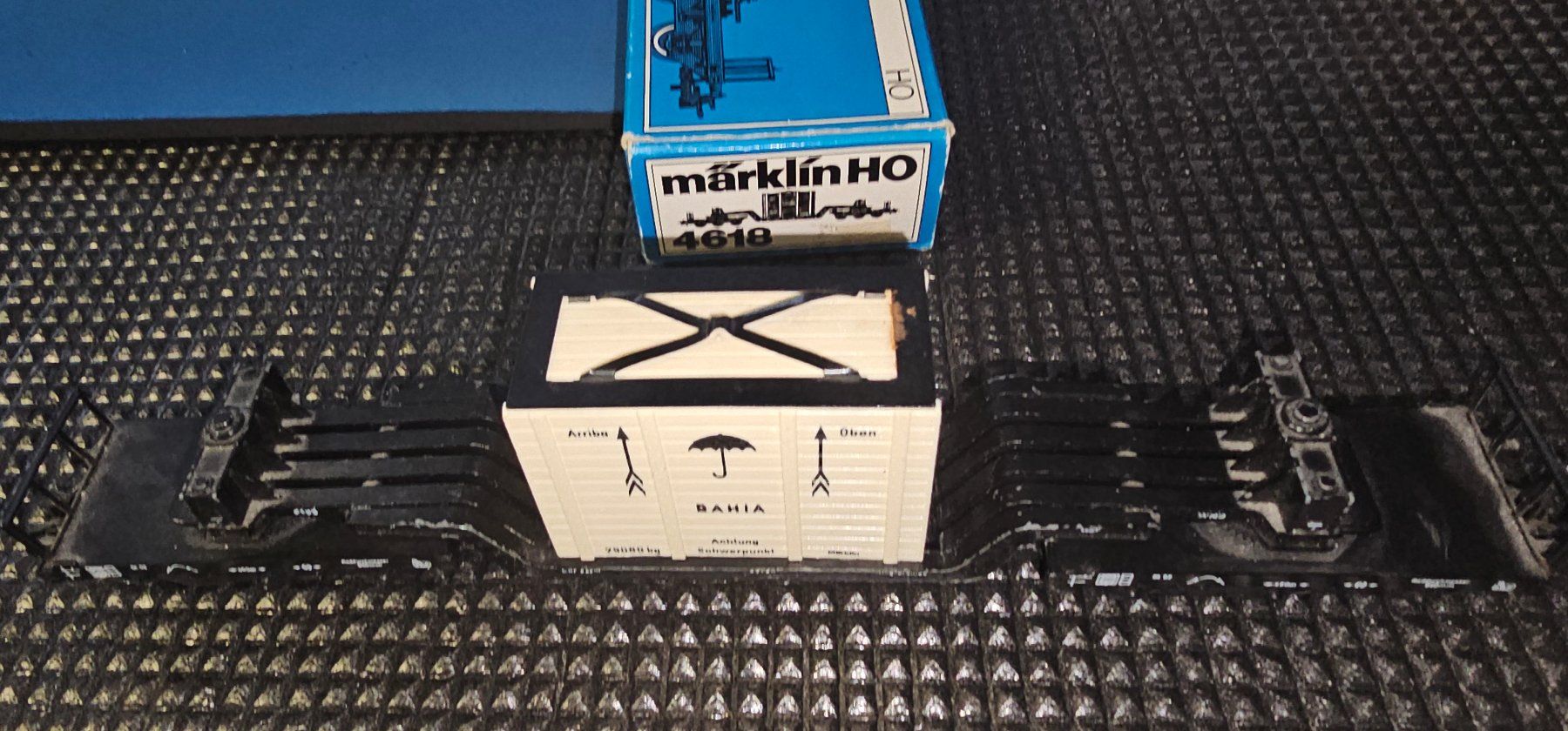 Märklin Modelleisenbahnen: Tankwagen und Silowagen – Gebraucht aus Magden von rtu123 4