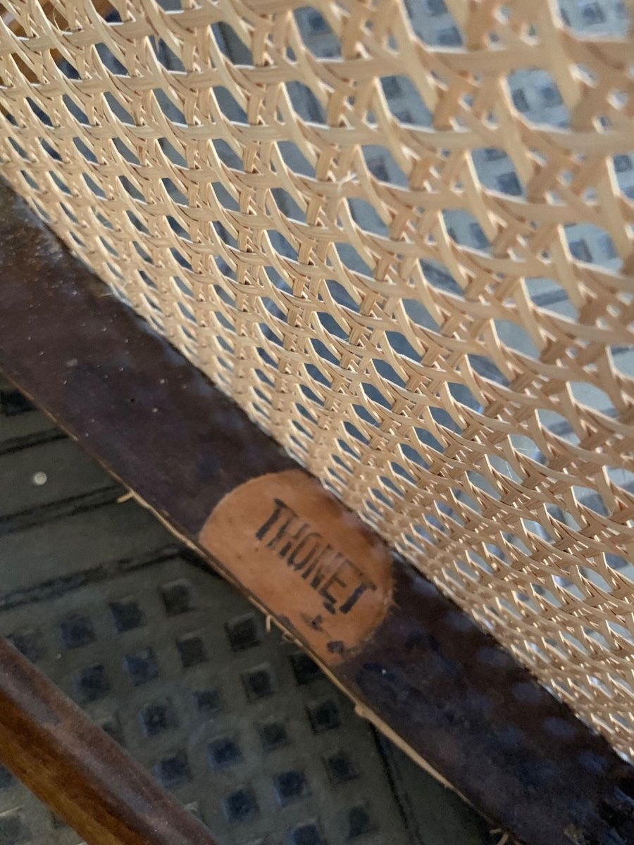 Thonet Stühle: 2 originale THONET Bugholzstühle mit Wiener Geflecht – Gebraucht aus Zollikon von cmf3 8
